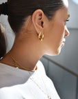 Guro flower earrings