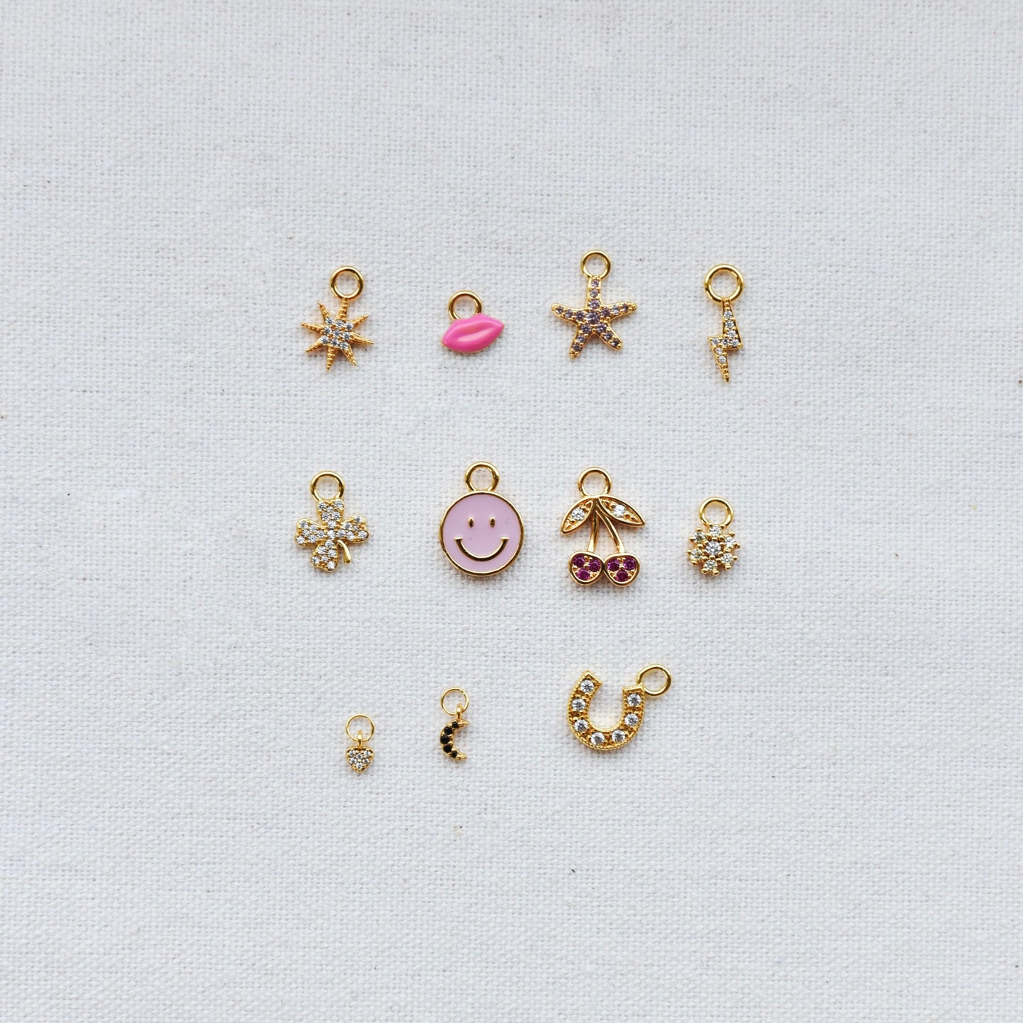 Guro flower earrings